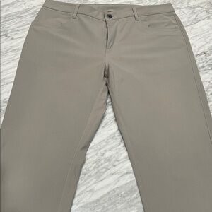 Vuori Men's Tan Performance Pants